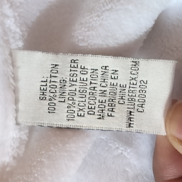 NWOT Unisex White Trump Hotels Bath Robe Textured Pattern Ultra Soft Lining - Picture 13 of 14